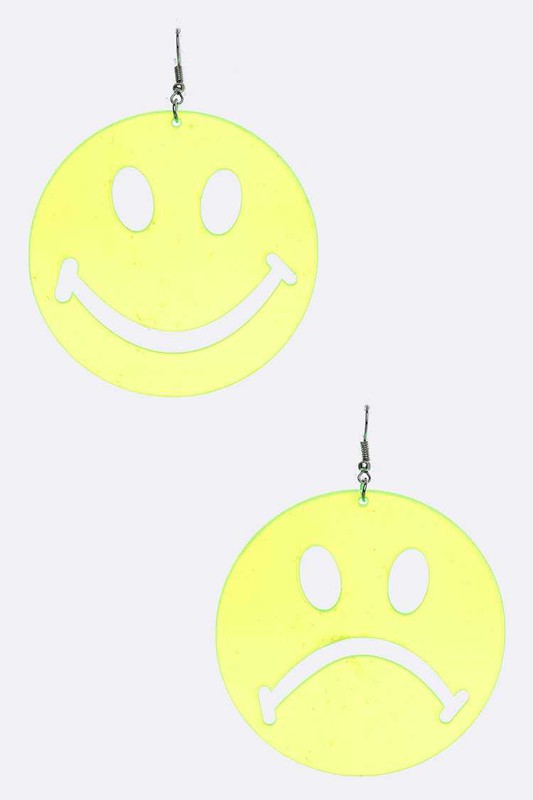 Oversize Plexiglass Cutout Happy Face Drop